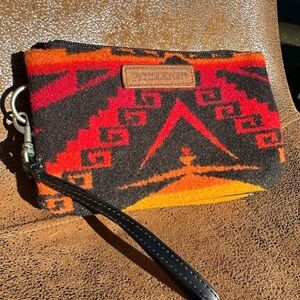Western Style Classic Pendleton Wool Aztec Southwestern Clutch / Wristlet